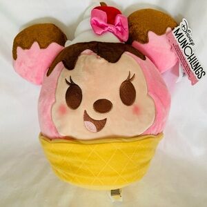 Disney Munchlings Strawberry Sundae Waffle Bowl Minnie Mouse Scented Plush New